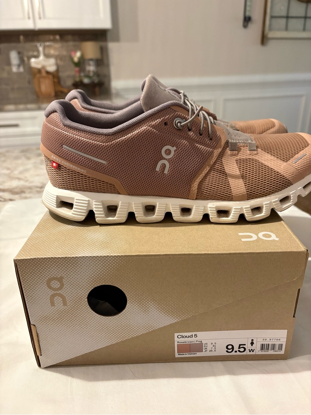 Women’s On Running Athletic Shoes in Tan and Mauve - Picture 5 of 7